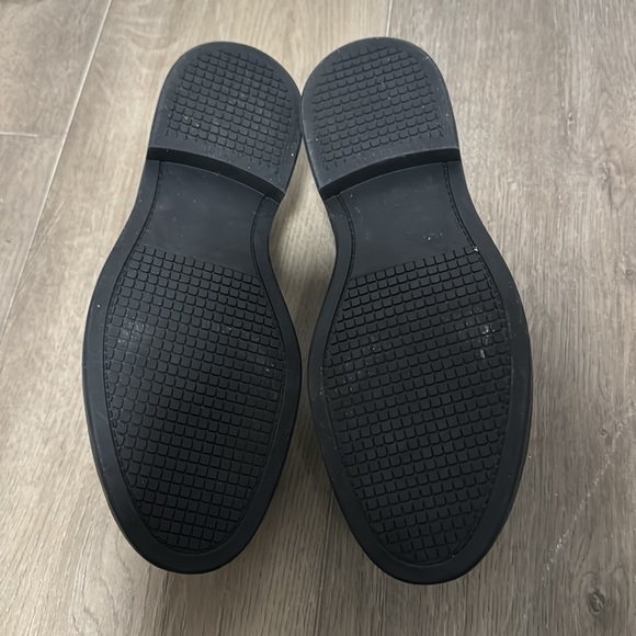 NEW! Steve Madden Black Leather Karmine Loafer - Size 6 - Picture 10 of 16